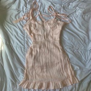 adorable forever21 pink dress with ribbon straps